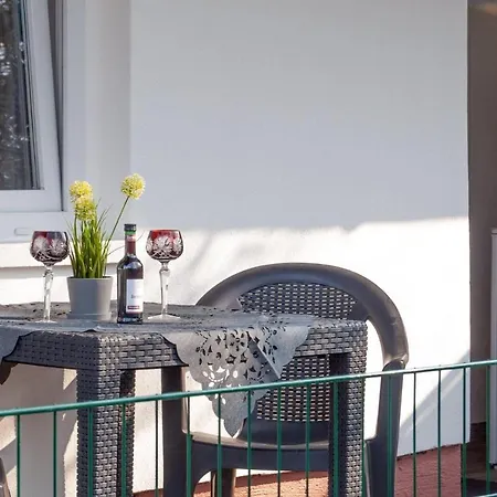 Alte-strandvogtei-sellin-garten-bungalow-4-direkt-im-herzen-vom-ostseebad-sellin * Sellin (Rugen)